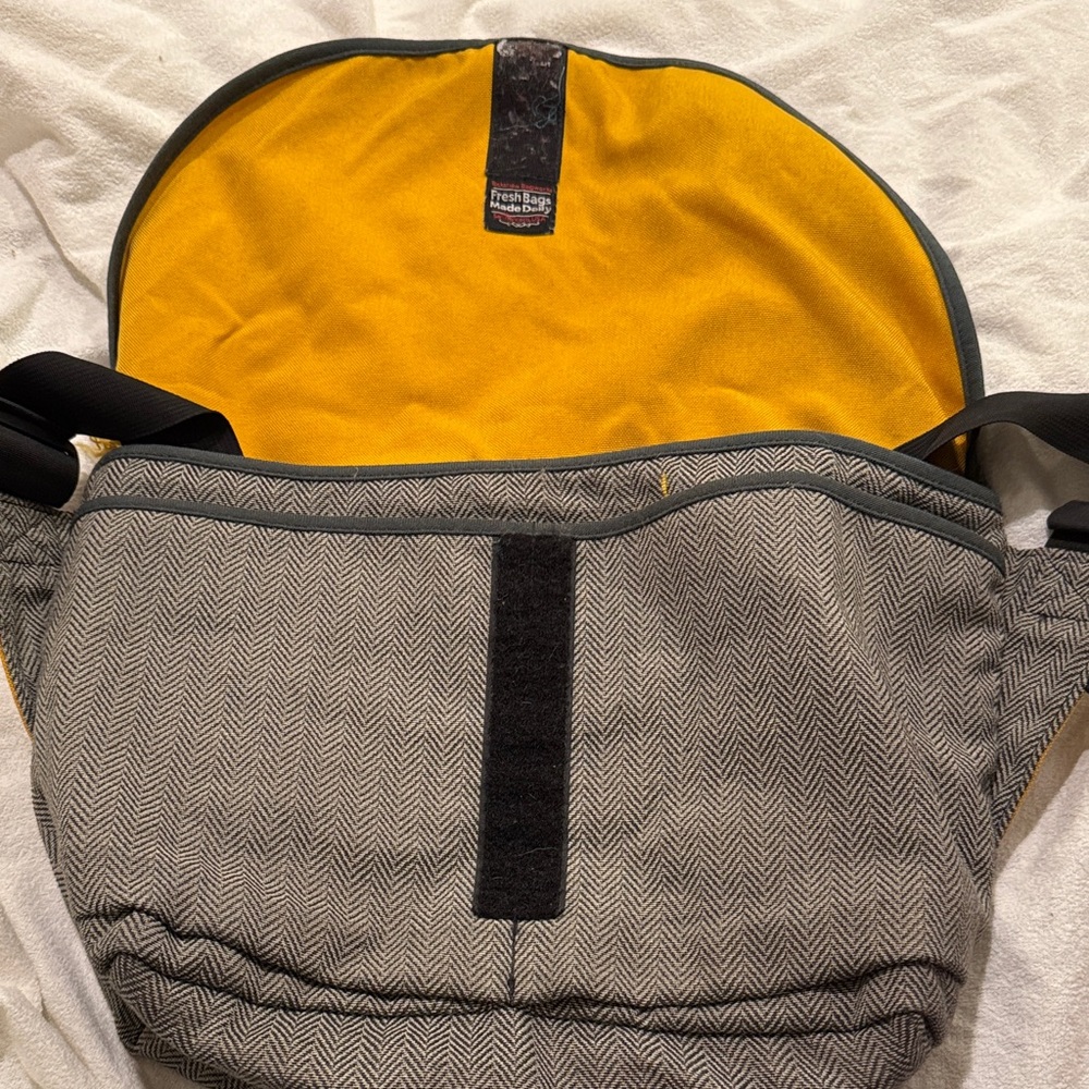 Rigshaw Gray Herringbone Messenger Bag with Yellow Interior